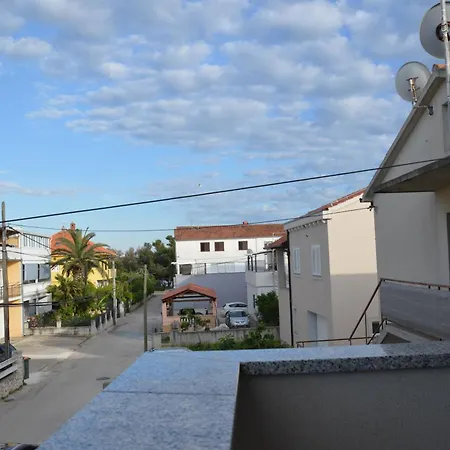 Lb Punta Bajlo 公寓